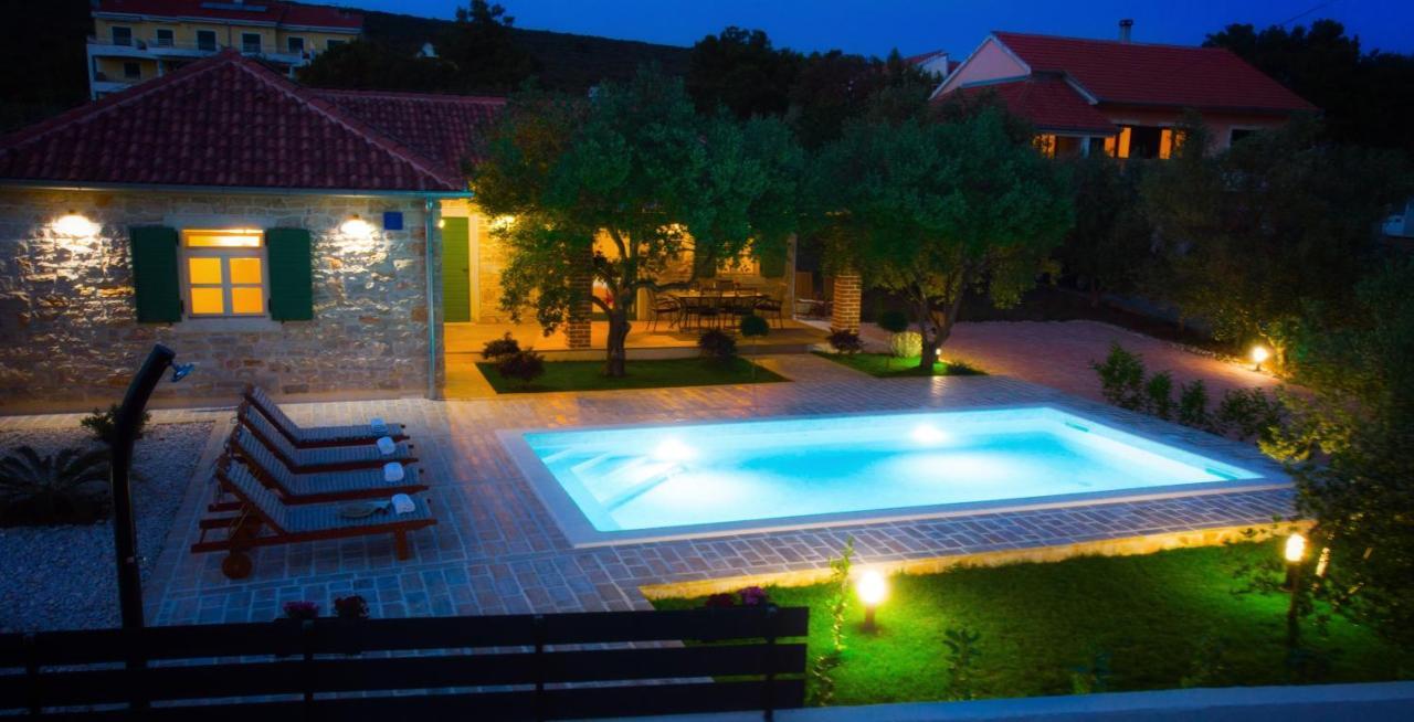 Vacation Home Mate Ceko ซูโกชัน ภายนอก รูปภาพ