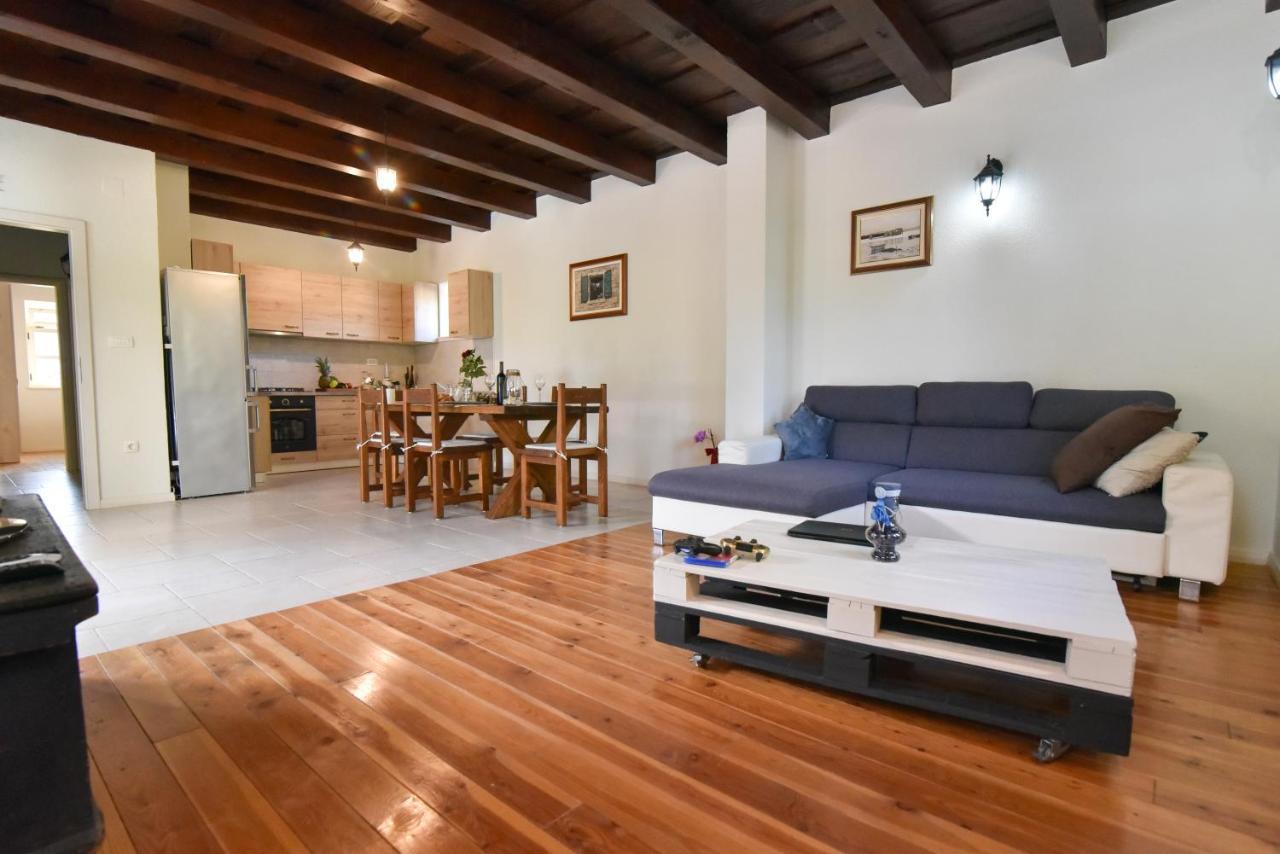 Vacation Home Mate Ceko ซูโกชัน ภายนอก รูปภาพ