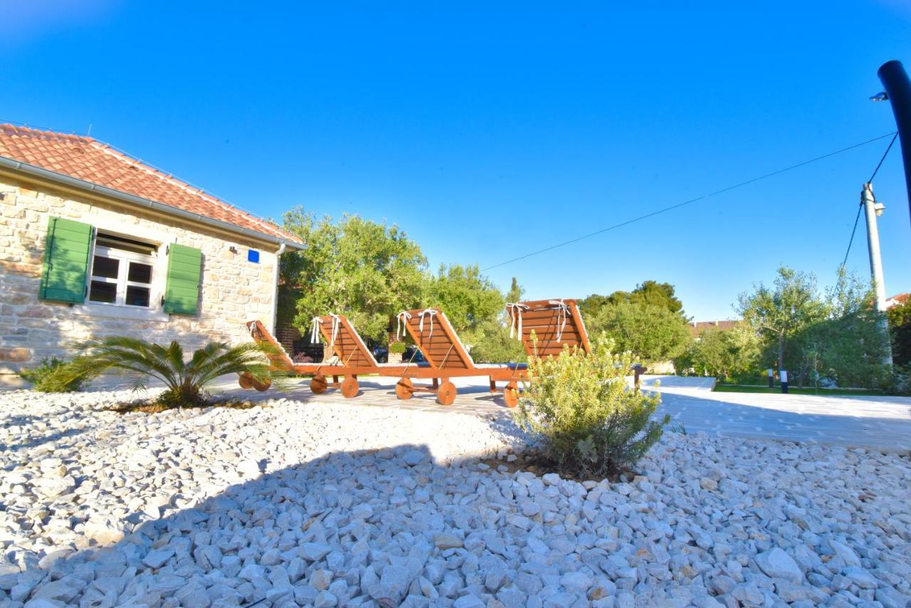 Vacation Home Mate Ceko ซูโกชัน ภายนอก รูปภาพ