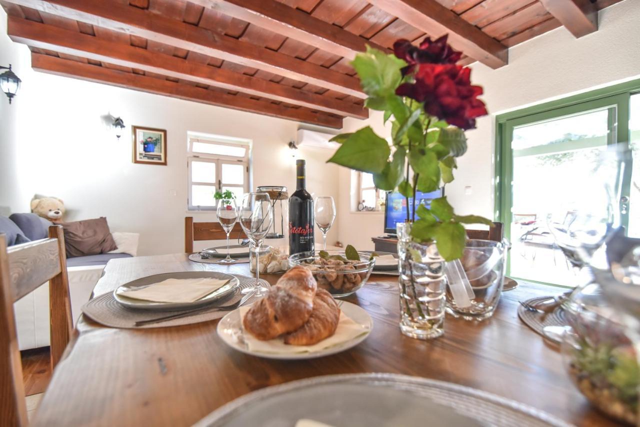 Vacation Home Mate Ceko ซูโกชัน ภายนอก รูปภาพ